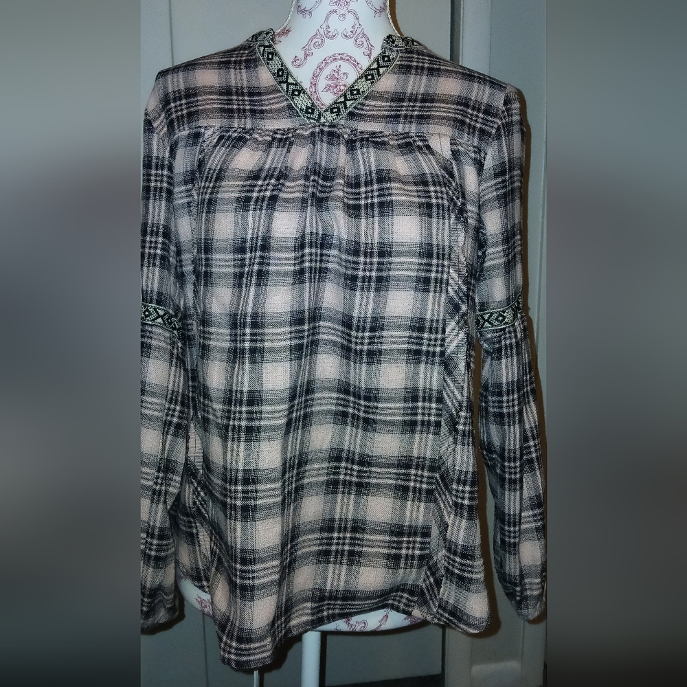 Knox Rose Black and White Plaid Top